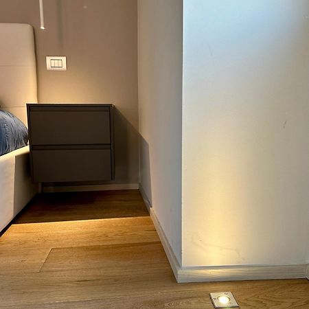 Lr Deluxe Apartments - Fondazione Prada - Metro M3 Mediolan Zewnętrze zdjęcie