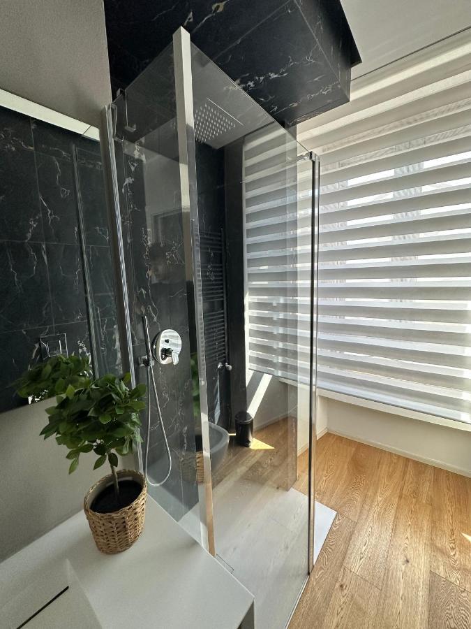 Lr Deluxe Apartments - Fondazione Prada - Metro M3 Mediolan Zewnętrze zdjęcie