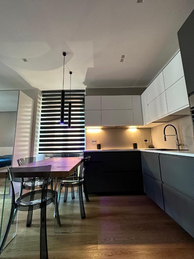 Lr Deluxe Apartments - Fondazione Prada - Metro M3 Mediolan Zewnętrze zdjęcie